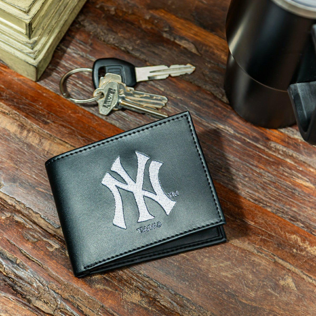 New York Yankees Black Bi-Fold Embroidered Wallet w/ RFID Blocking - MLB Home