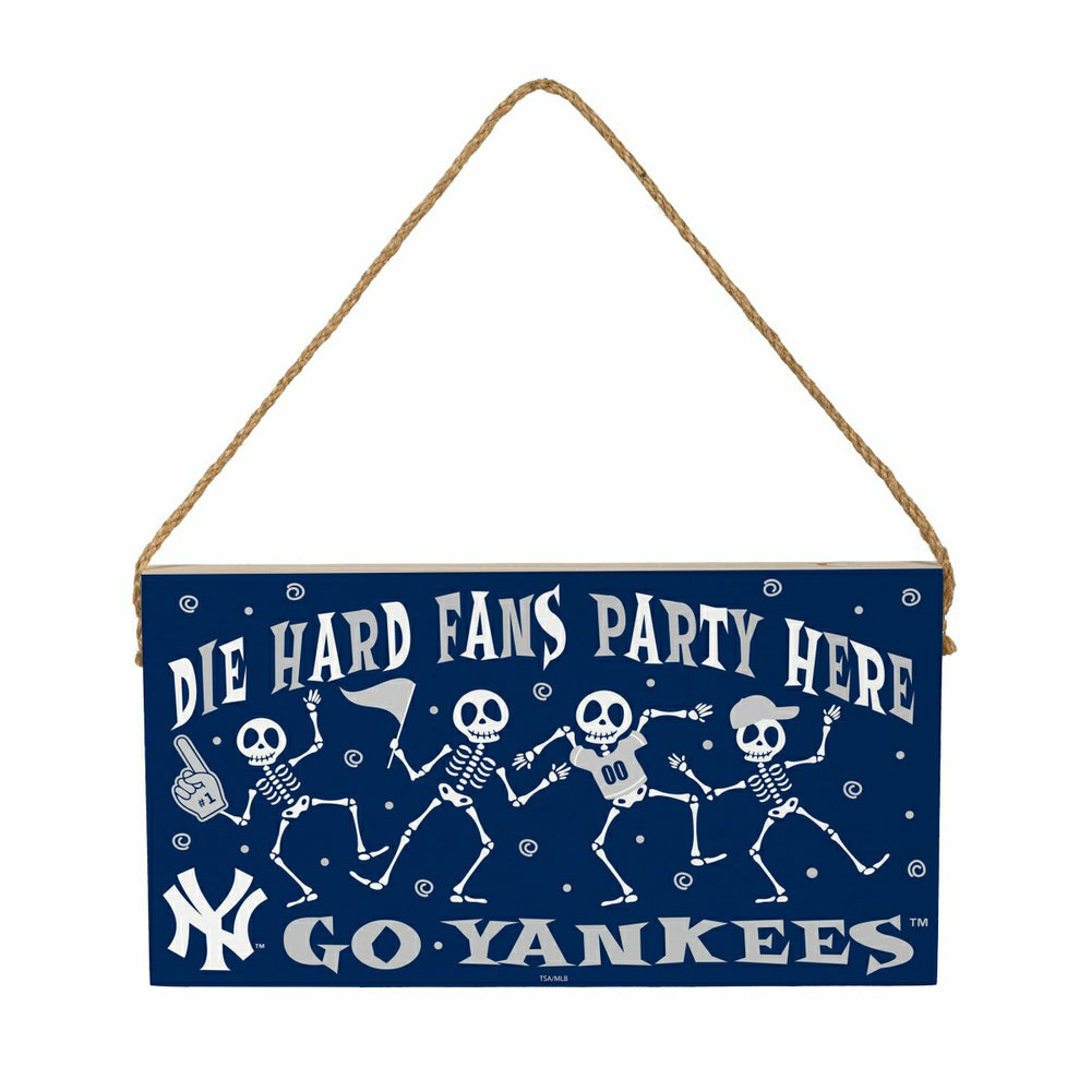 New York Yankees Halloween Wood Wall Sign, 6x11 - MLB Home