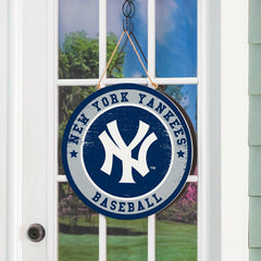 New York Yankees Round Door Décor with Hanging Rope, 18x18 - MLB Home