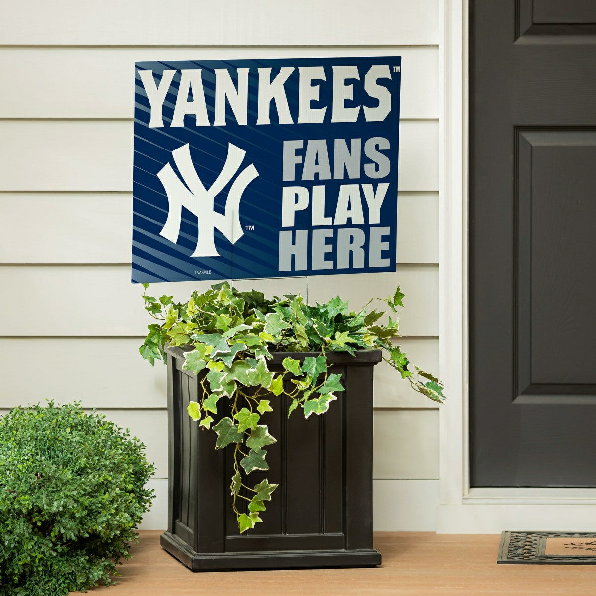 New York Yankees Coroplast Yard Sign "Fans Play Here" - MLB Home
