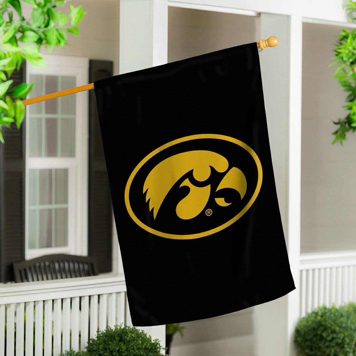 University of Iowa Applique House Flag - Sale Collegiate Home