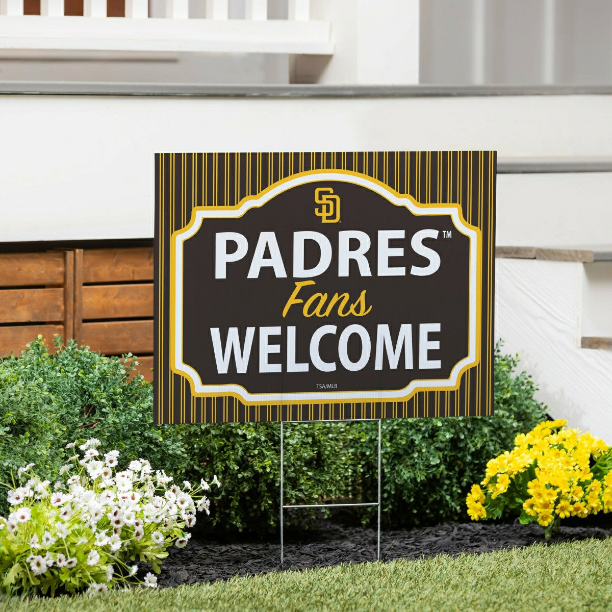 San Diego Padres Coroplast Yard Sign, "Fans Welcome" - MLB Home