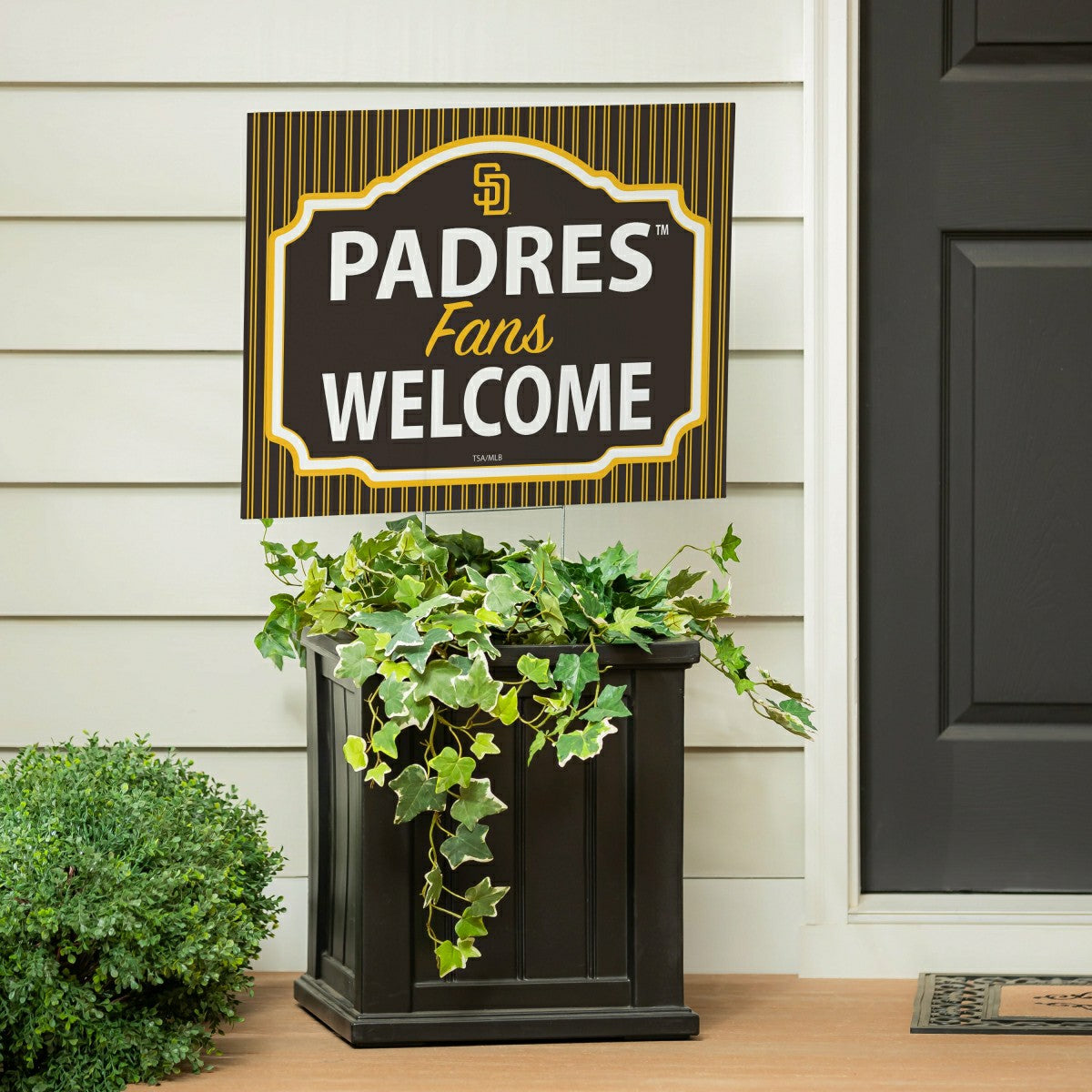 San Diego Padres Coroplast Yard Sign, "Fans Welcome" - MLB Home