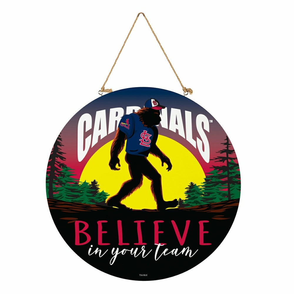 St Louis Cardinals Bigfoot Round Door Décor with Hanging Rope, 18x18 - MLB Home
