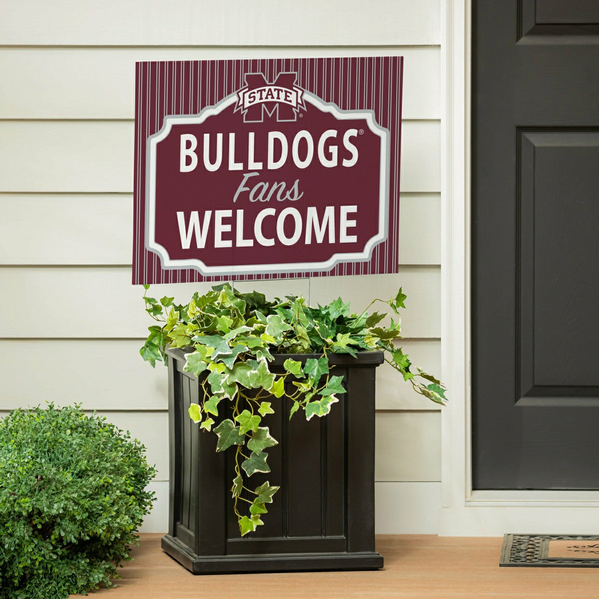 Mississippi State University Coroplast Yard Sign, "Fans Welcome" - Collegiate Home
