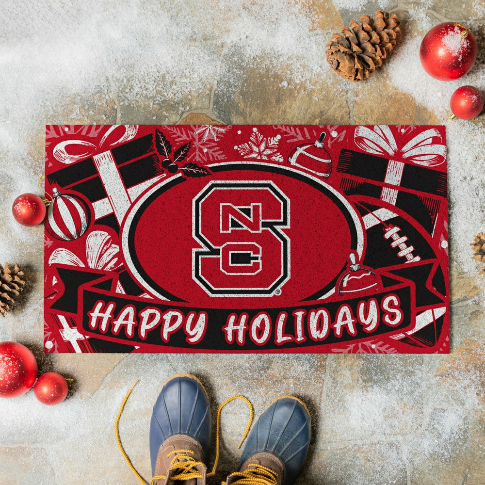North Carolina State University Holiday PVC Mat, 28"x16" - Collegiate
