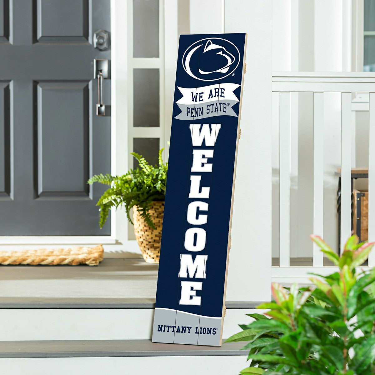 Penn State 46" Leaner , Large - Collegiate Home