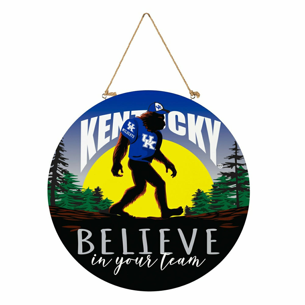 University of Kentucky Bigfoot Round Door Décor with Hanging Rope, 18x - Collegiate Home