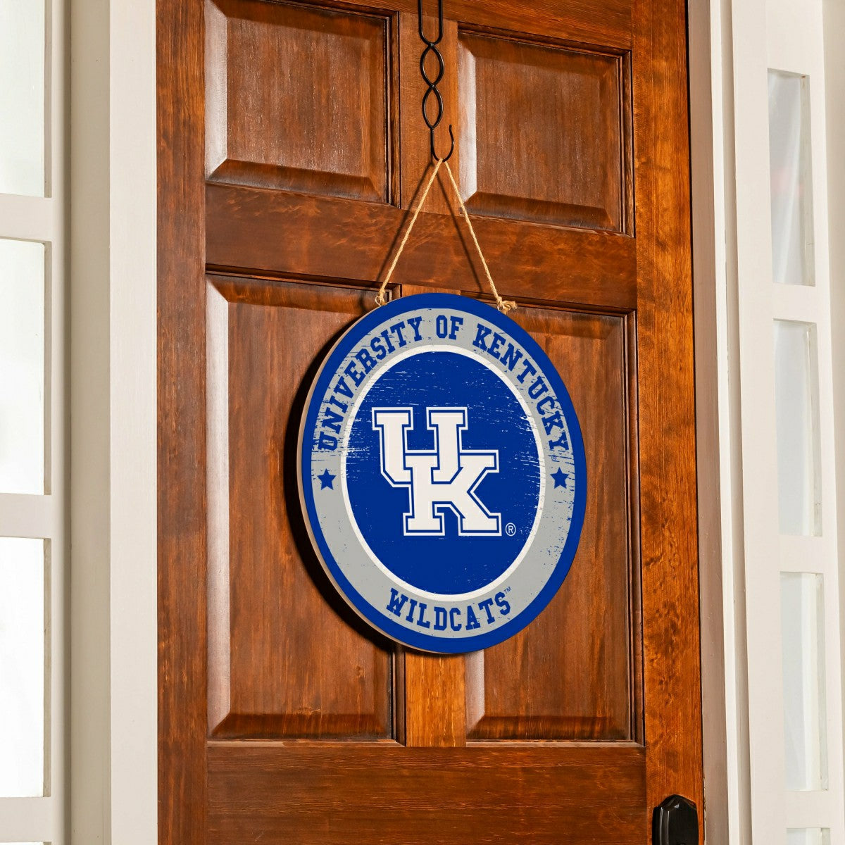 University of Kentucky Round Door Décor with Hanging Rope, 18x18 - Collegiate Home