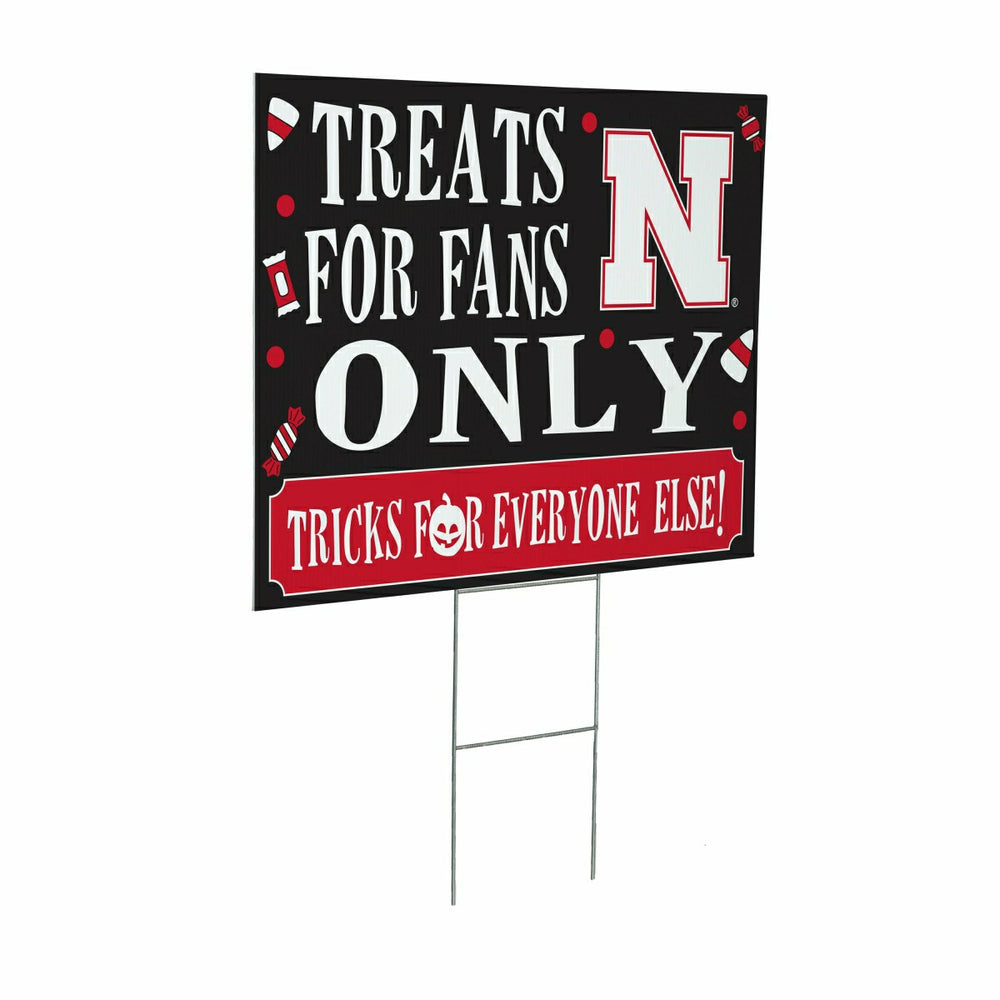 University of Nebraska Yard Sign, Halloween Treats for Fans - Collegiate Home