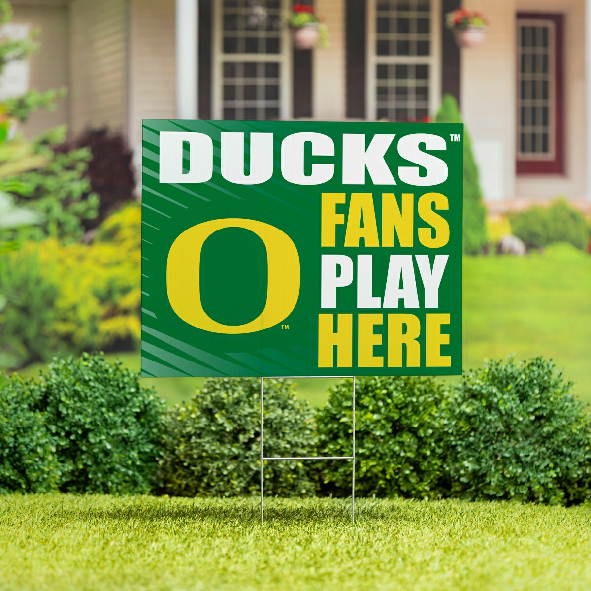 University of Oregon Coroplast Yard Sign "Fans Play Here" - Collegiate Home