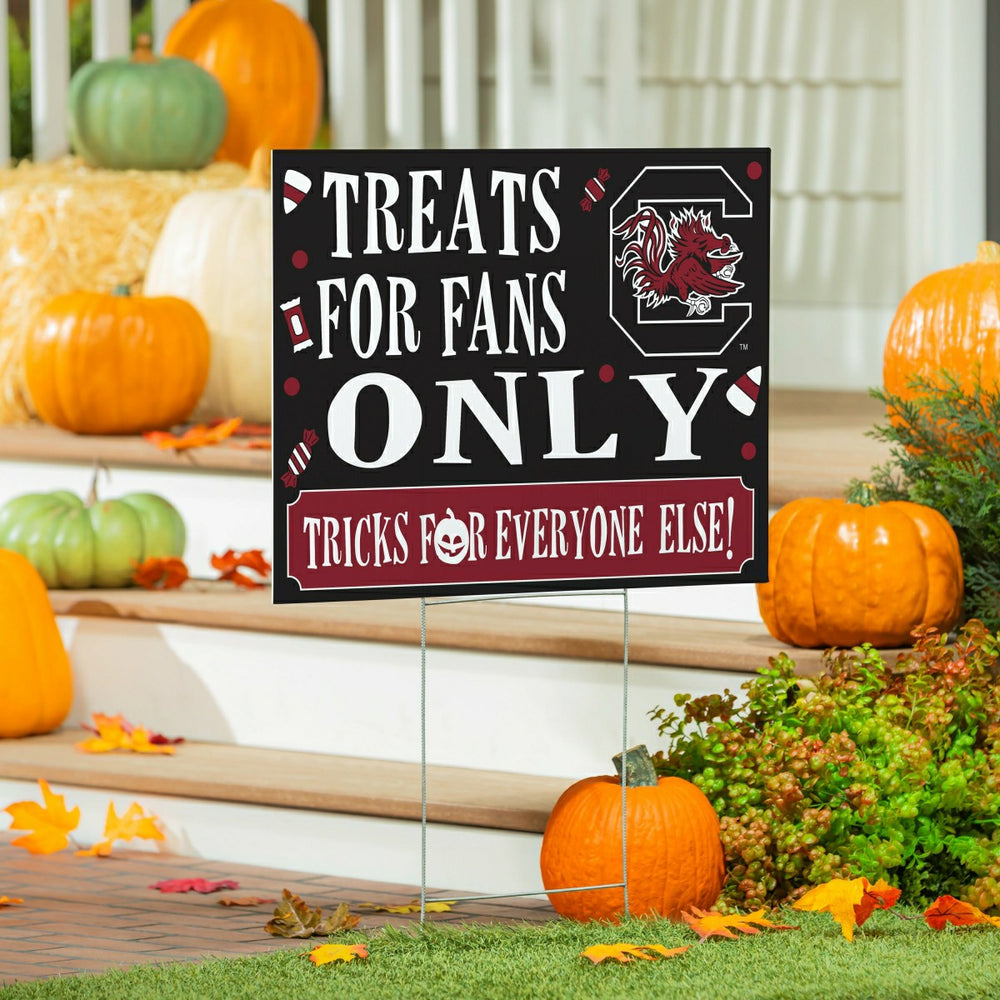 University of South Carolina Yard Sign, Halloween Treats for Fans - Collegiate Home