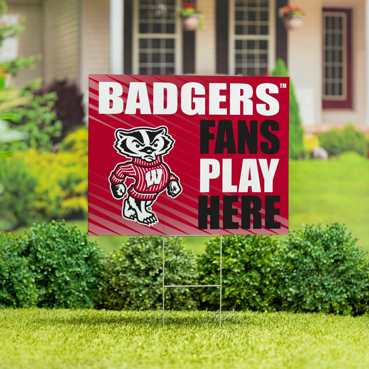 University of Wisconsin-Madison Coroplast Yard Sign "Fans Play Here" - Collegiate Home