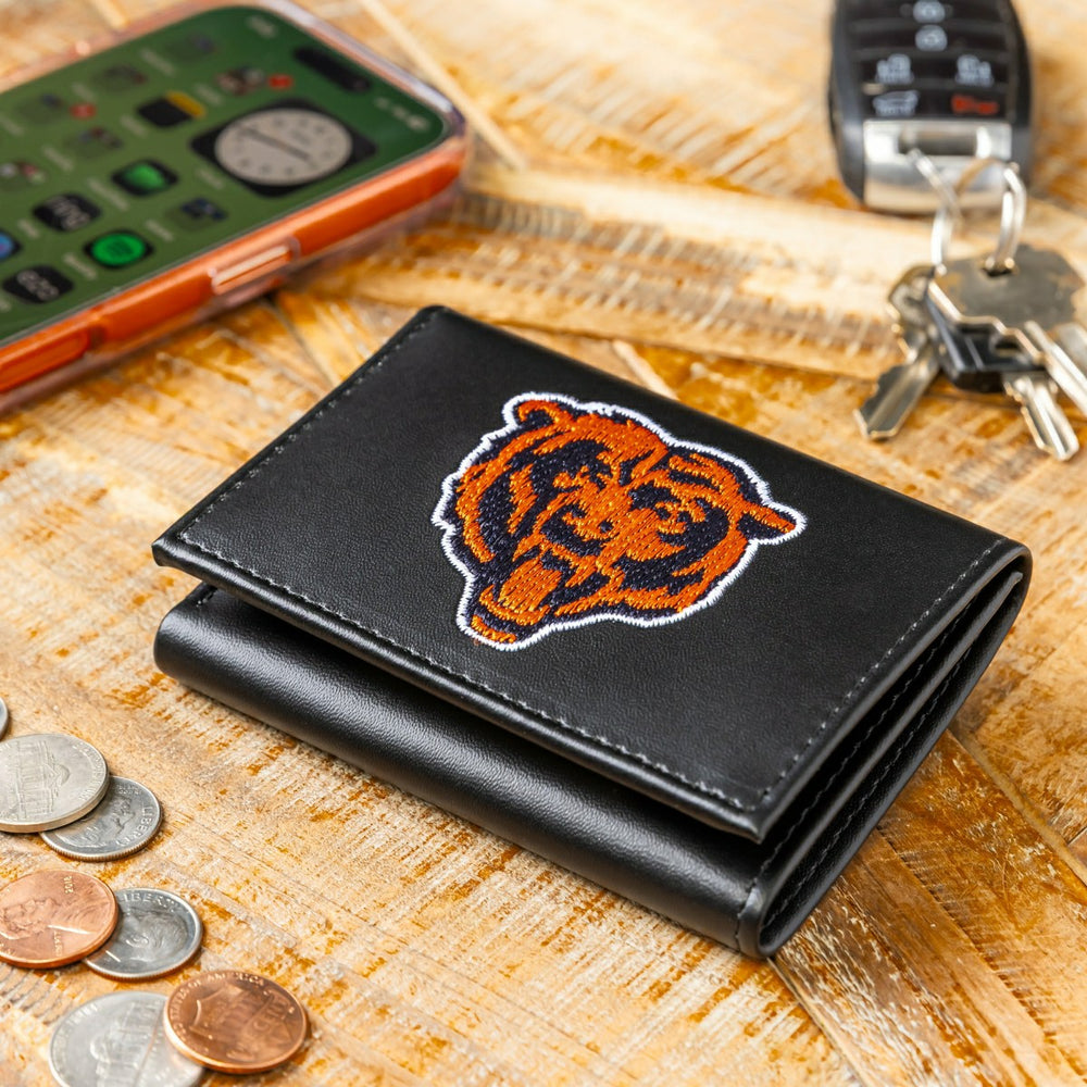 Chicago Bears Black Tri-Fold Embroidered Wallet - NFL Home