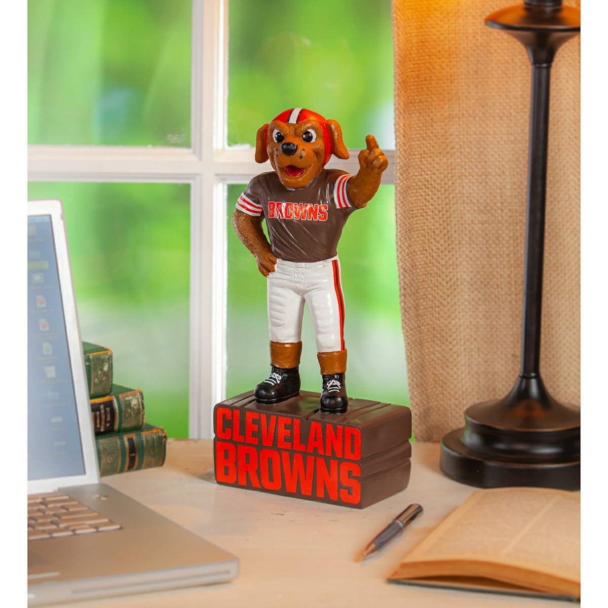 Cleveland Browns Mascot Statue   MyEvergreen - NFL Home