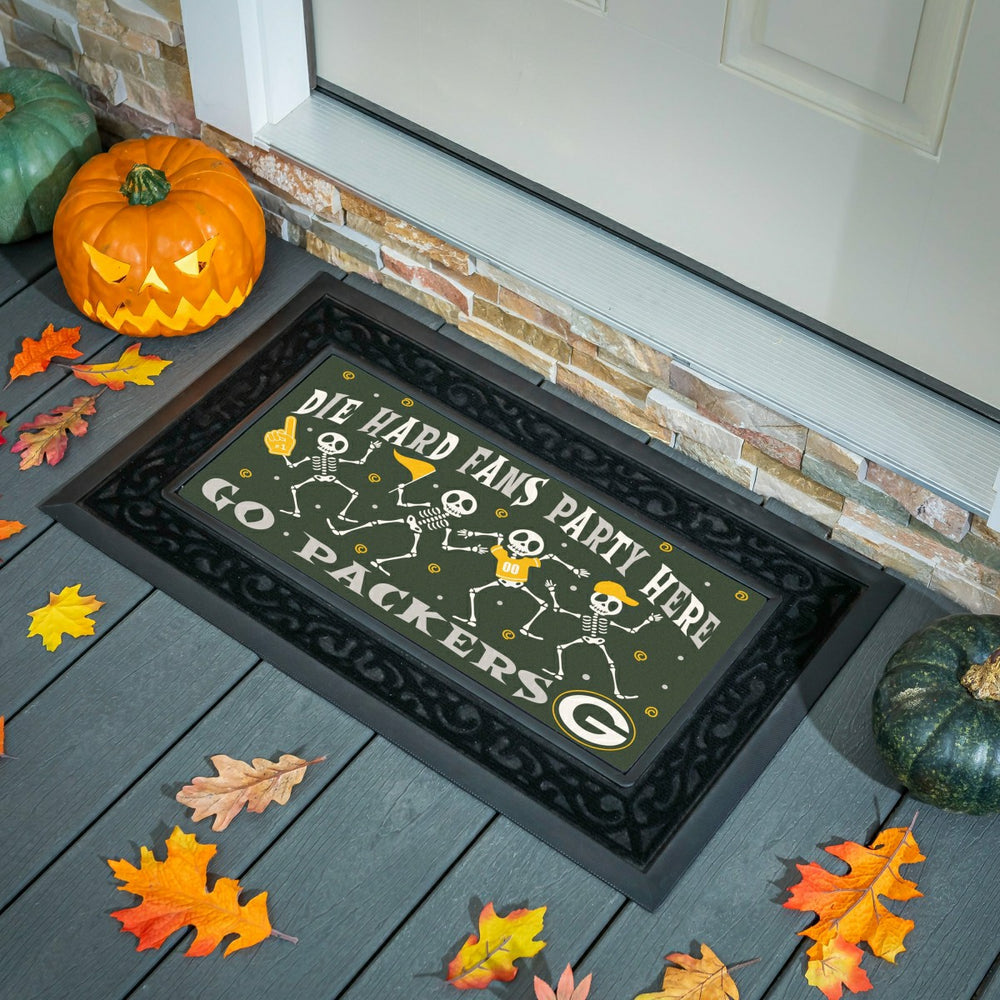 Green Bay Packers Flocked Coir Halloween Sassafras Switch Mat, 22"x10" - NFL