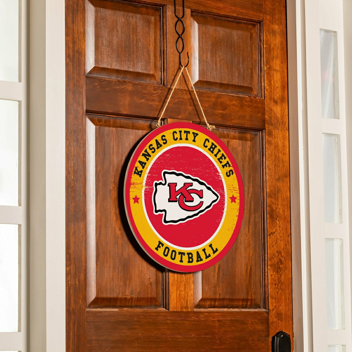 Kansas City Chiefs Round Door Décor with Hanging Rope, 18x18 - NFL Home