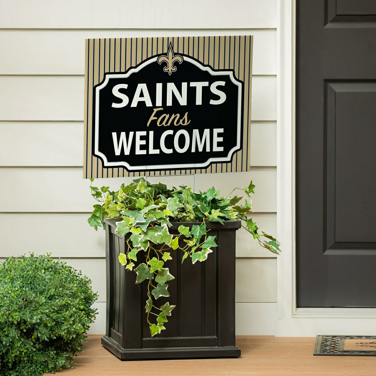 New Orleans Saints Coroplast Yard Sign, "Fans Welcome" - NFL Home