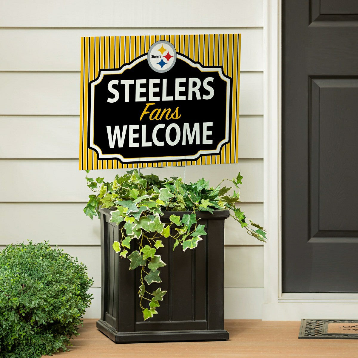 Pittsburgh Steelers Coroplast Yard Sign, "Fans Welcome" - NFL Home