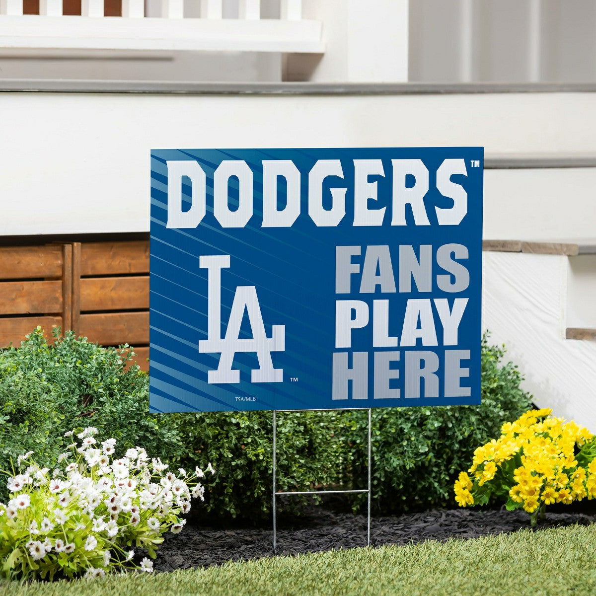 Los Angeles Dodgers Coroplast Yard Sign "Fans Play Here" - MLB Home