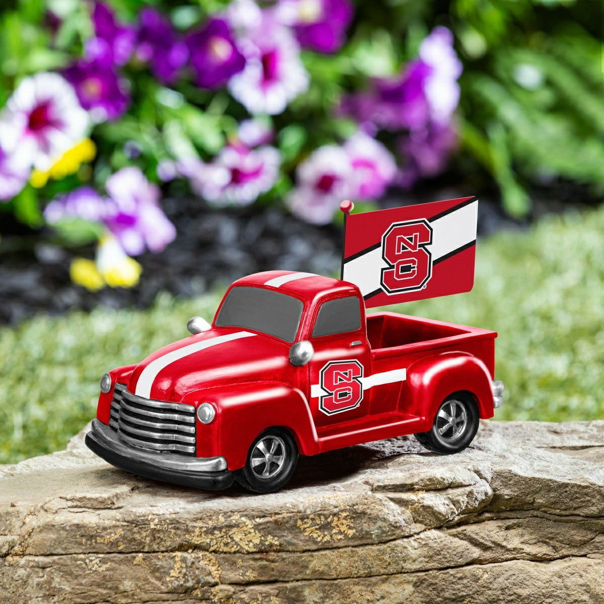 Detroit Lions Rally Truck Statue - Collegiate Home