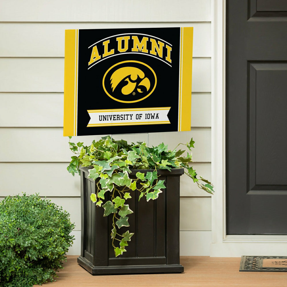 University of Iowa Coroplast Yard Sign Alumni - Collegiate Home
