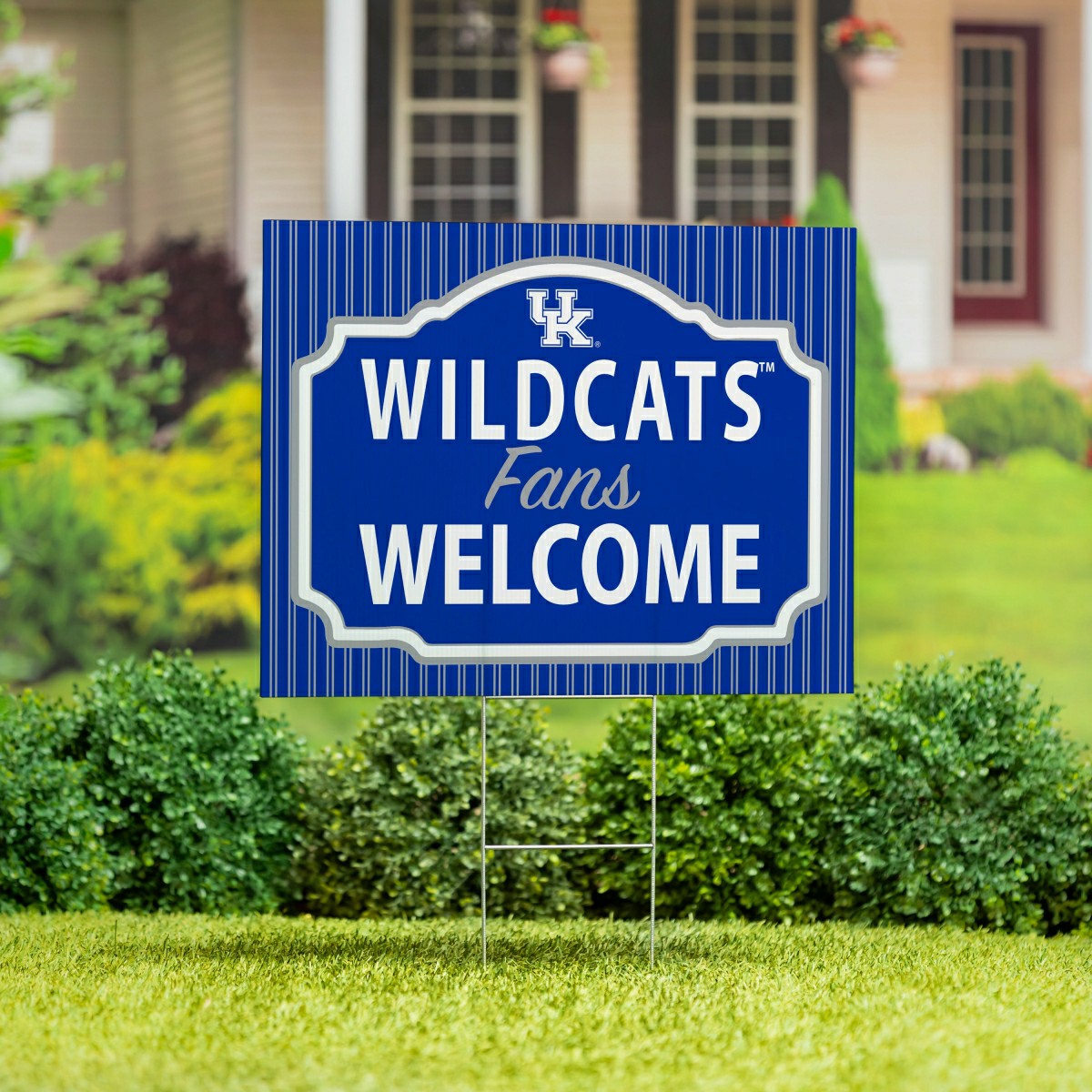 University of Kentucky Coroplast Yard Sign, "Fans Welcome" - Collegiate Home