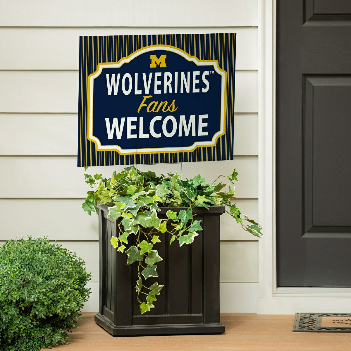 University Of Michigan Coroplast Yard Sign, "Fans Welcome" - Collegiate Home