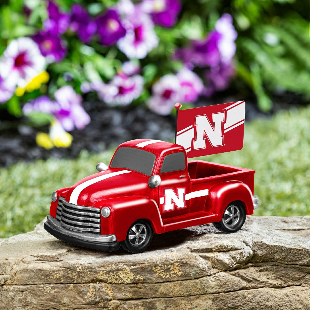 Detroit Lions Rally Truck Statue - Collegiate Home