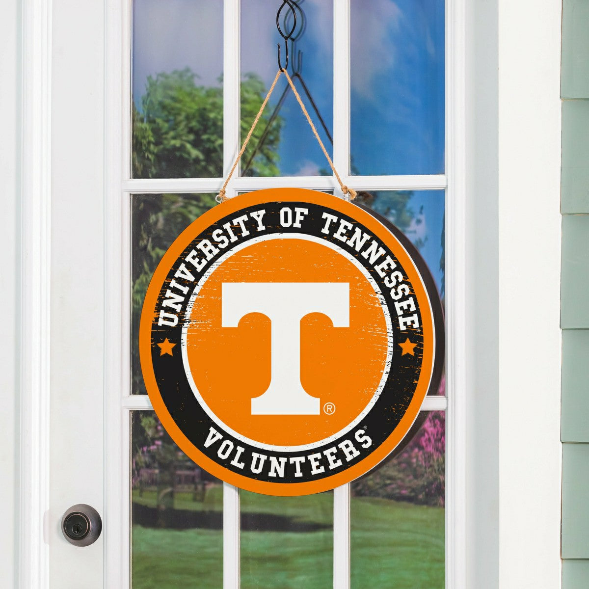 University of Tennessee Round Door Décor with Hanging Rope, 18x18 - Collegiate Home