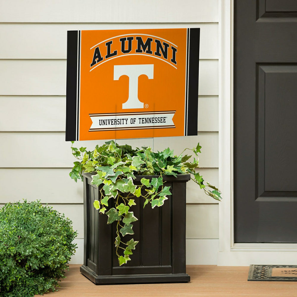 University of Tennessee Coroplast Yard Sign Alumni - Collegiate Home
