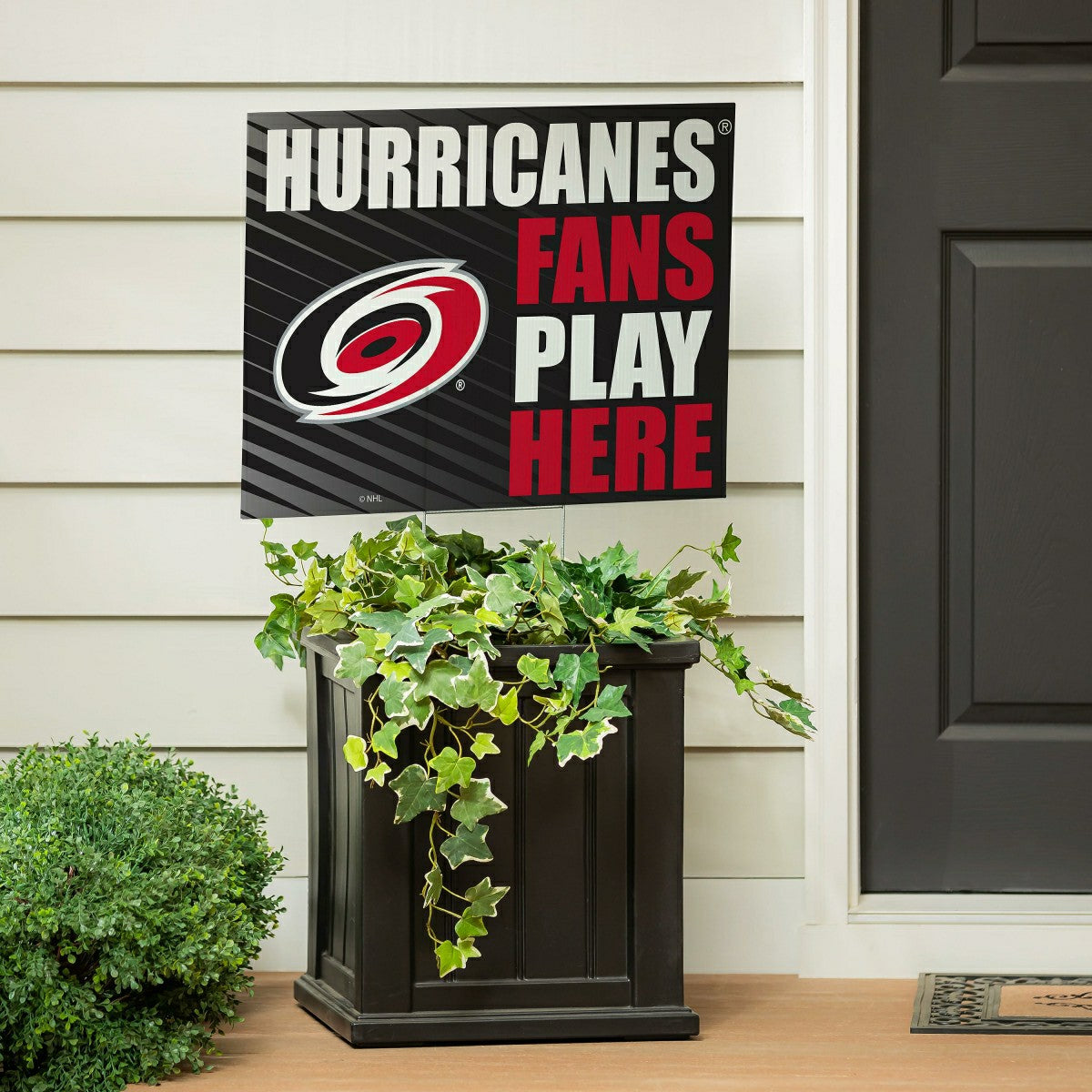 Carolina Hurricanes Coroplast Yard Sign "Fans Play Here" - Home