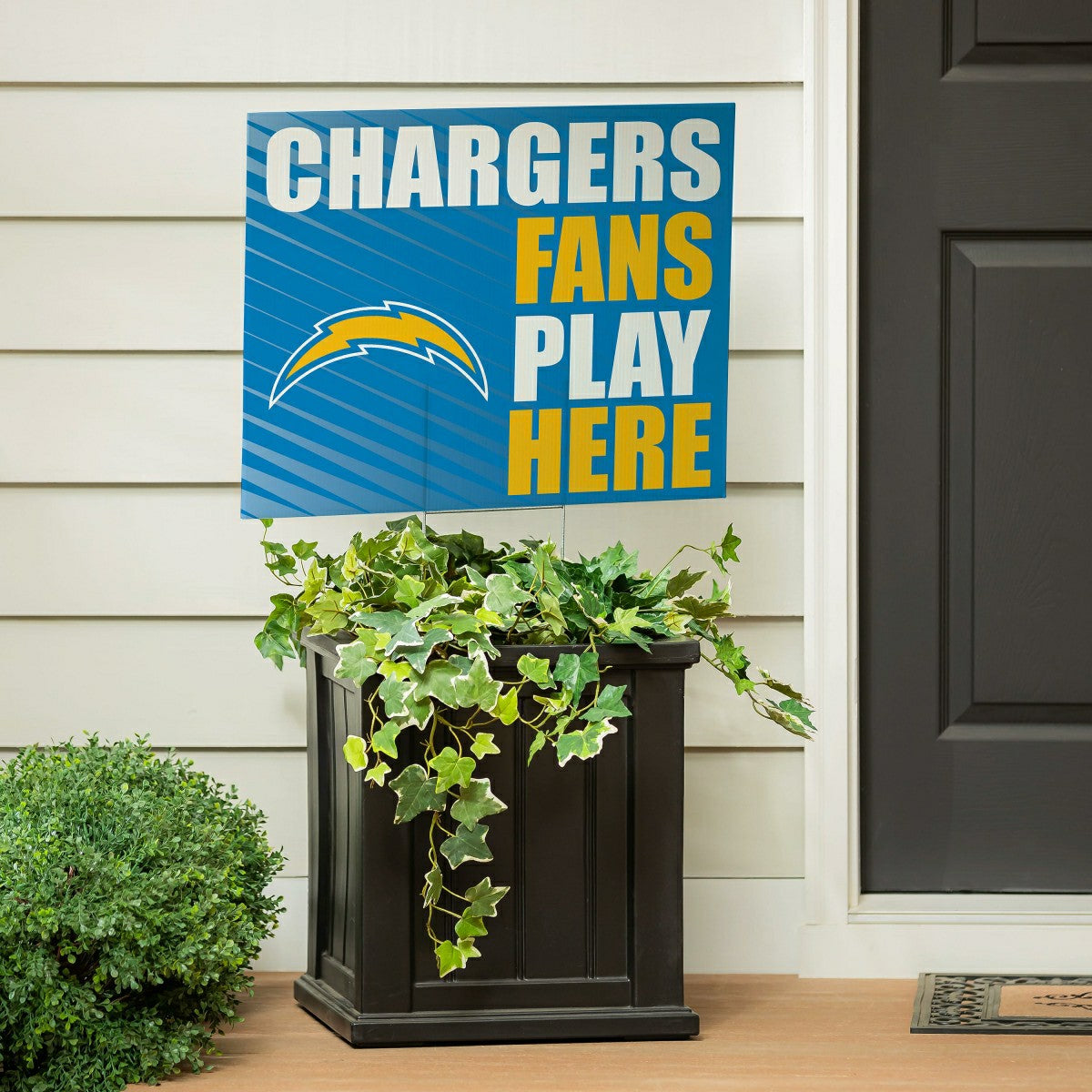 Los Angeles Chargers Coroplast Yard Sign "Fans Play Here" - Home